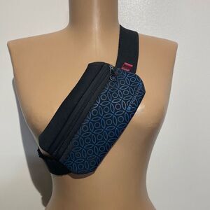 My Tagalongs Women's Blue Black Geometric Crossbody Fanny Pack Waist Handbag